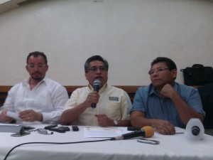 Rey Morales Sánchez presenta propuesta de reforma energética.