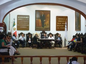 Sesión de Cabildo en el municipio capitalino