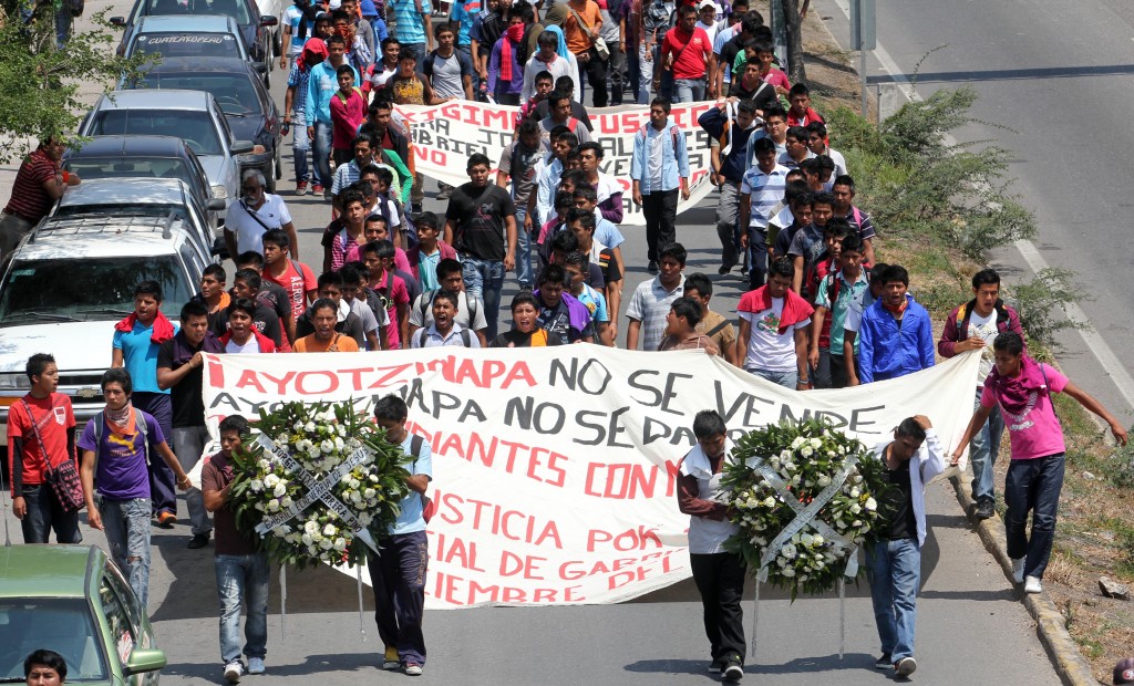 Marcha_Ayotzinapa en Guerrero