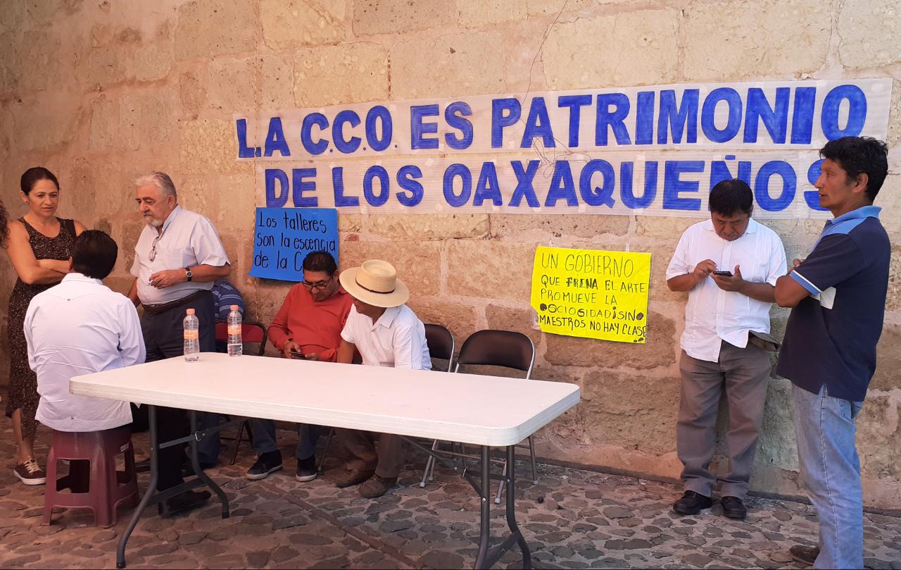 Protesta en Casa de cultura de Oaxaca