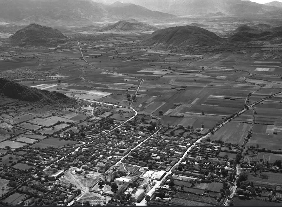 Paisaje de la comunidad del valle de San Jerónimo Tlacochahuaya, año 1964. Fuente: CIA Mexicana de Aerofoto.