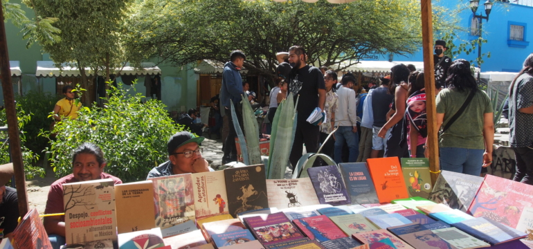 Tianguis literario|Oaxaca Media