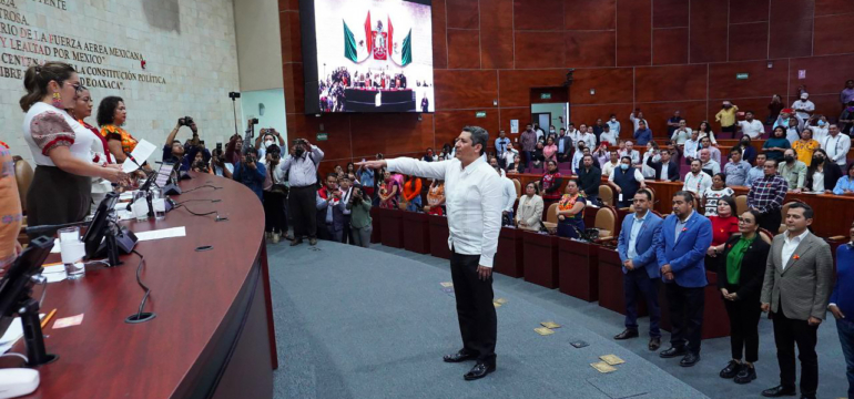 FOTO1-José Bernardo Rodríguez Alamilla, nuevo Fiscal General del estado de Oaxaca