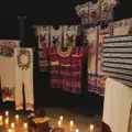 El huipil de Huautla de Jiménez: más de un siglo de evolución textil en el Museo Mazateco