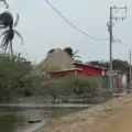 Estudio ambiental del rompeolas en Salina Cruz omitió efecto sobre comunidad indígena ikoots, desplazada por erosión costera